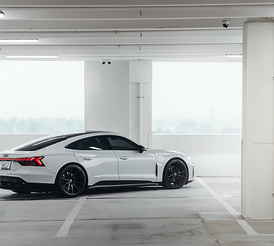 Фото дисков Vossen HF-3 на Audi E-tron GT