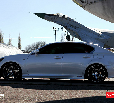 Фото дисков Vossen CV5 на Lexus GS IV