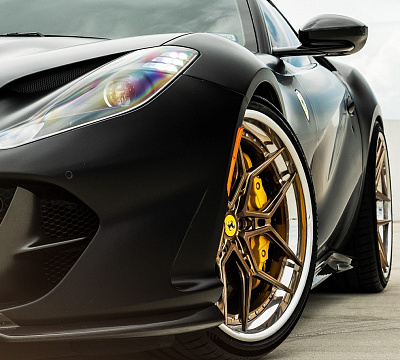 Фото дисков Anrky S3-X4 на Ferrari 812