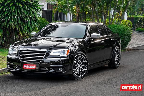 Фото дисков Vossen HF-2 Алмазная проточка на Chrysler 300 II