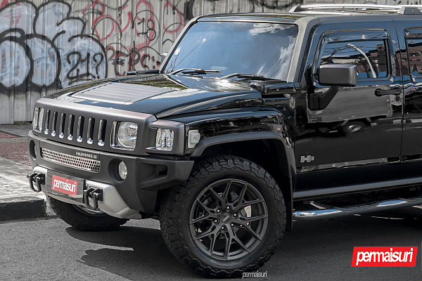 Hummer H3