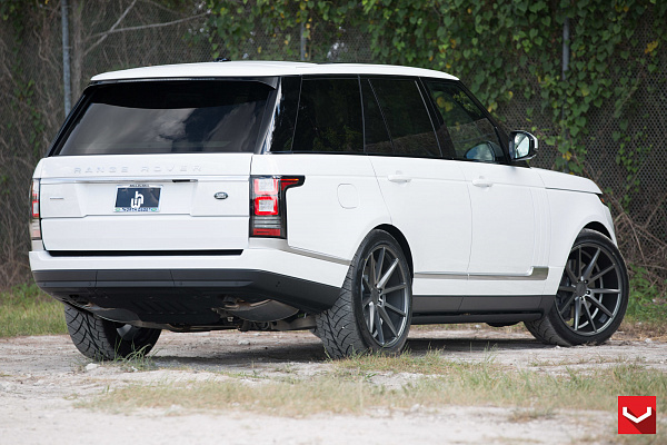 Фото дисков Vossen VFS-1 Сатиновый графит на Land Rover Range Rover IV