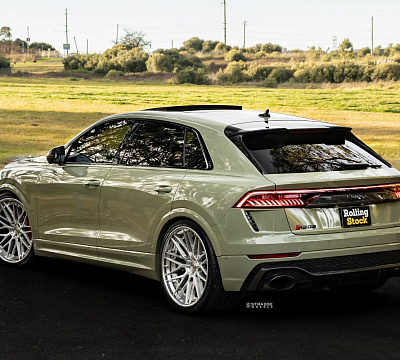 Фото дисков Strasse Wheels SV10M Deep Concave FS на Audi Q8