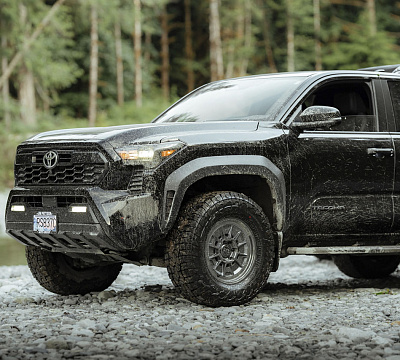 Фото дисков Black Rhino MONDO на  Toyota Tacoma IV