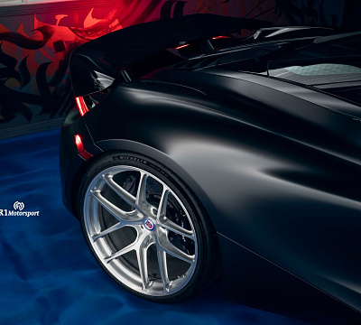 Фото дисков HRE R101 Lightweight на McLaren 720S