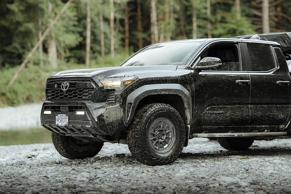 Toyota Tacoma IV