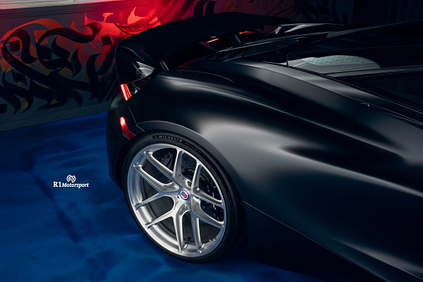 Фото дисков HRE R101 Lightweight Глянцевый лак на McLaren 720S