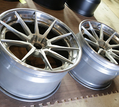 ADV.1 ADV10 Track Spec CS