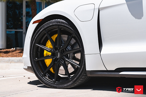 Фото дисков Vossen HF-3 Черный сатин на Porsche Taycan I