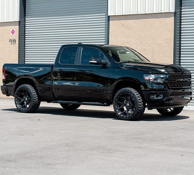 Фото дисков 4PLAY 4P55 на Ram 1500 V