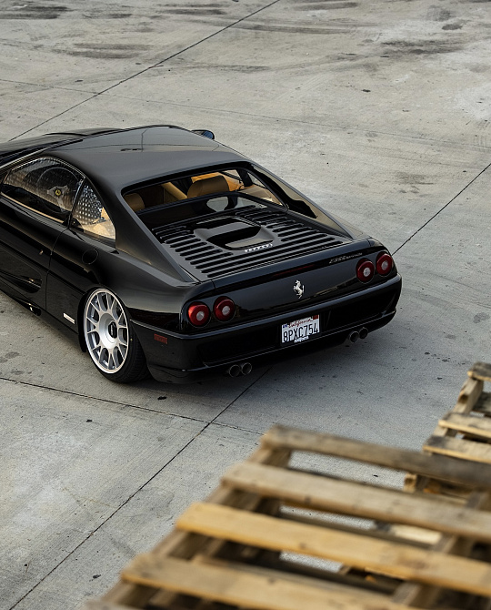 Фото дисков TUF-R Серебро на Ferrari F355