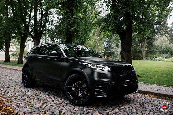 Фото дисков Vossen S21-01 Черный глянец на Land Rover Range Rover Velar