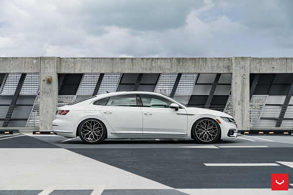 Фото дисков Vossen HF-2 Алмазная проточка на Volkswagen Arteon