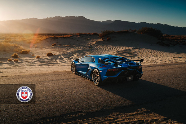 Фото дисков HRE S111SC Сатиновая темная медь на Lamborghini Aventador