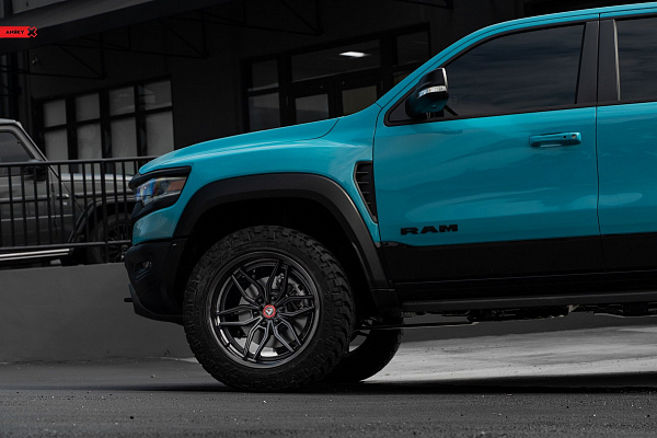 Фото дисков Anrky AN36-S Черный сатин на Ram 1500 V