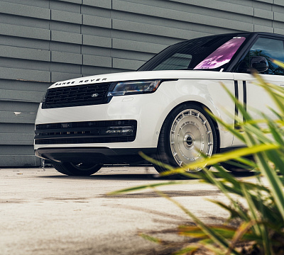 Фото дисков Vossen LC3-11 на Land Rover Range Rover V