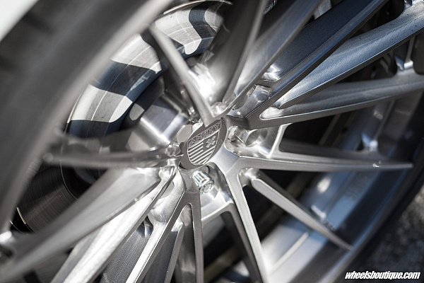 Фото дисков Anrky AN39 Глянцевый тонированный лак на Land Rover Range Rover IV