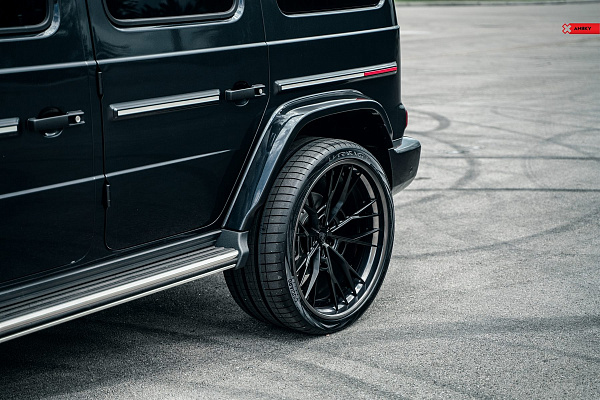Mercedes-Benz G550