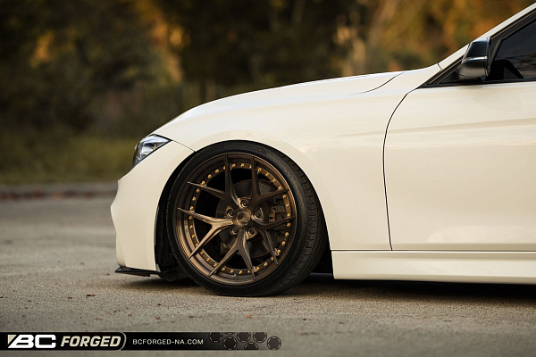 Фото дисков BC Forged HCS21 Глянцевая бронза на BMW 3/M3 (F3x/F80)