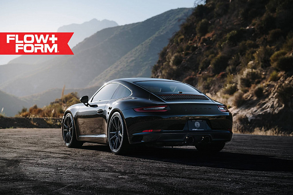 Фото дисков HRE FF04 Черный сатин на Porsche 911 VII