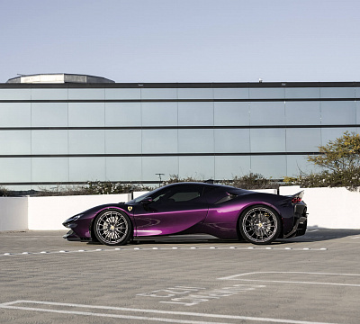 Фото дисков HRE P103SC на Ferrari SF90