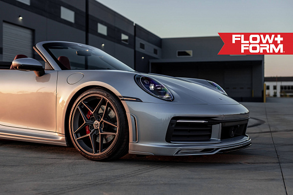 Фото дисков HRE FF11 Черный матовый на Porsche 911 VIII