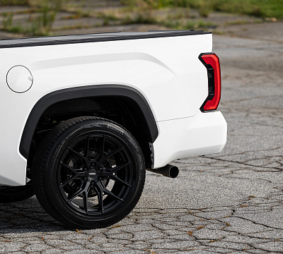 Фото дисков Vossen HF6-4 на Toyota Tundra III