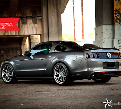 Фото дисков HRE FF01 на Ford Mustang V
