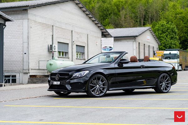Фото дисков Vossen VFS-10 Глянцевый графит на Mercedes-Benz C-Class (W205)