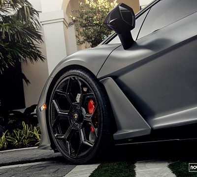 Фото дисков NOVITEC NL5 на Lamborghini Revuelto