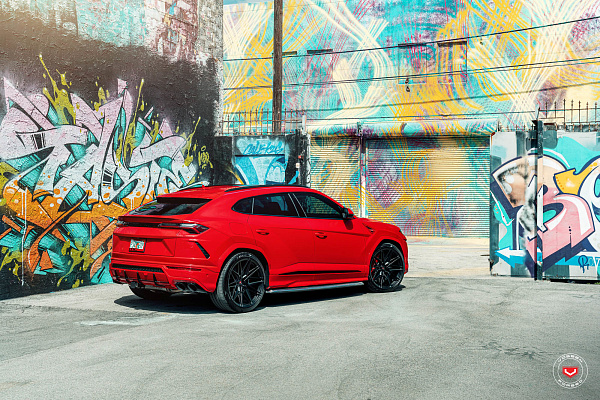 Фото дисков Vossen EVO-5 Черный сатин на Lamborghini Urus