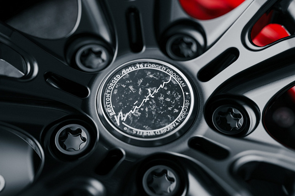 Фото дисков Brixton Forged PF13 R / RS Черный сатин на Lamborghini Revuelto