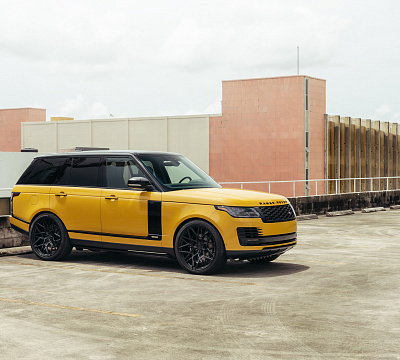 Фото дисков Vossen UV-1 на Land Rover Range Rover IV