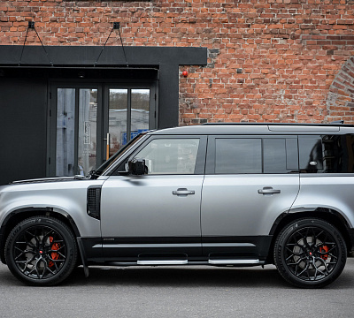 Фото дисков Vossen S17-01 на Land Rover Defender II