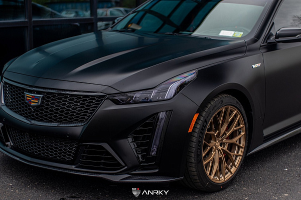 Фото дисков Anrky AN10 Сатиновое темное золото на Cadillac CT5