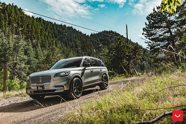 Фото дисков Vossen HF-5 Сатиновый графит на Lincoln Aviator II