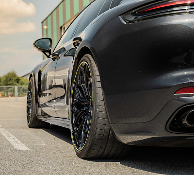 Фото дисков Vossen HF-2 на Porsche Panamera II