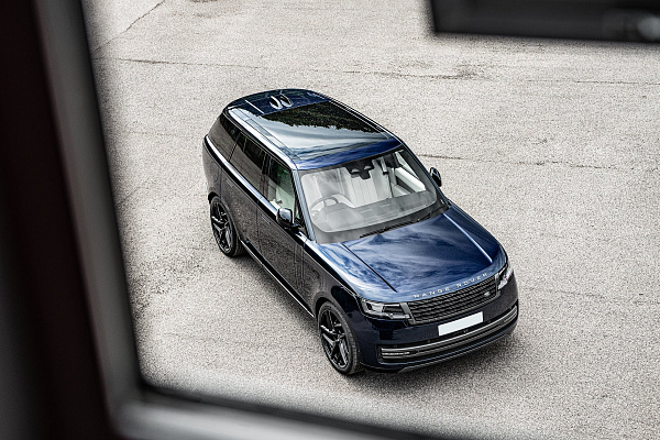 Фото дисков Kahn Type 52 RS Черный сатин на Range Rover V