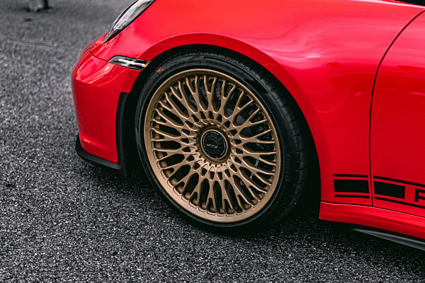 Фото дисков Brixton Forged TR20 Сатиновое темное золото на Porsche 911 VIII