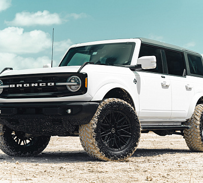 Фото дисков Vossen HF6-5 на Ford Bronco