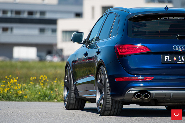 Фото дисков Vossen CV3 Глянцевый графит на Audi Q5 (8R)