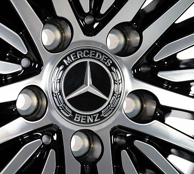 Mercedes-Benz AMG Multispoke v15
