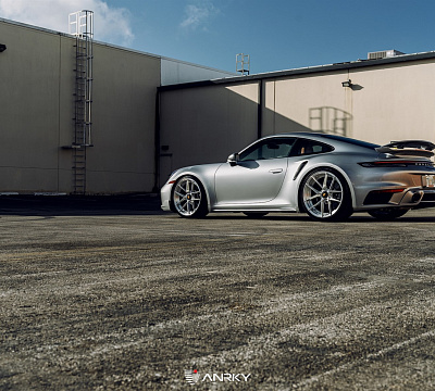 Фото дисков Anrky XR-201 на Porsche 911 VIII