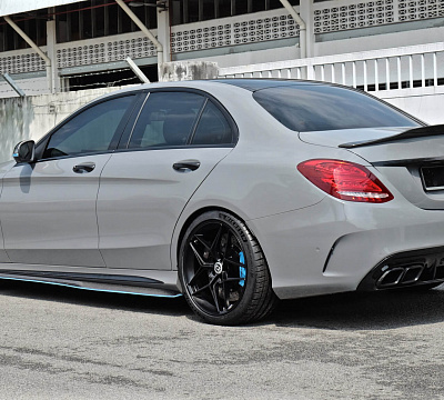 Фото дисков HRE FF11 на Mercedes-Benz C-Class (W205)