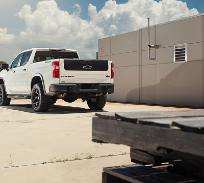Фото дисков 4PLAY 4P06 на Chevrolet Silverado IV