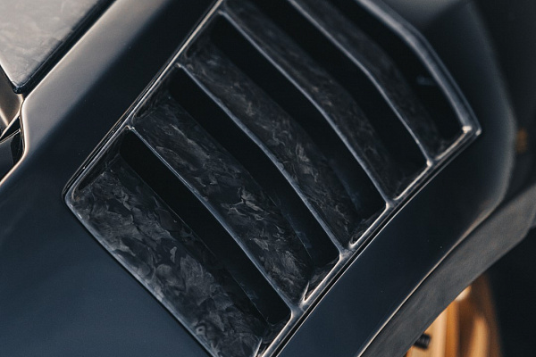Фото дисков Brixton Forged CM6-R Глянцевая бронза на Lamborghini Huracan