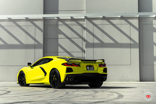 Фото дисков Vossen M-X3 (3-Piece) Черный глянец на Chevrolet Corvette C8