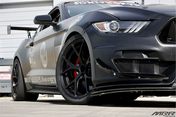Фото дисков MRR FS06 Черный сатин на Ford Mustang VI