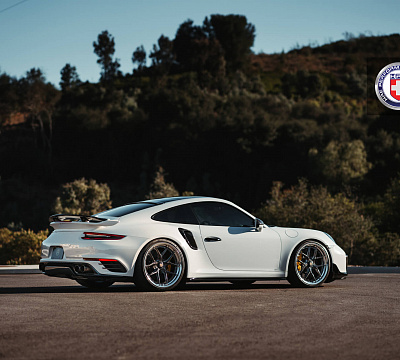 Фото дисков HRE S101SC на Porsche 911 VII