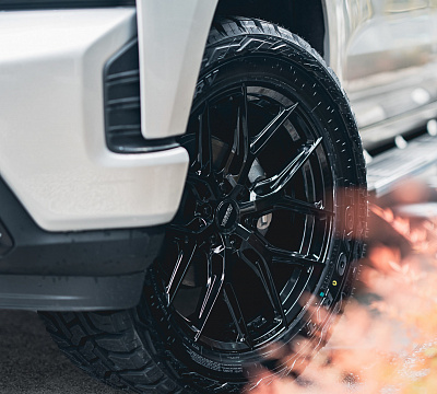 Фото дисков Vossen HF6-4 на Chevrolet Silverado IV